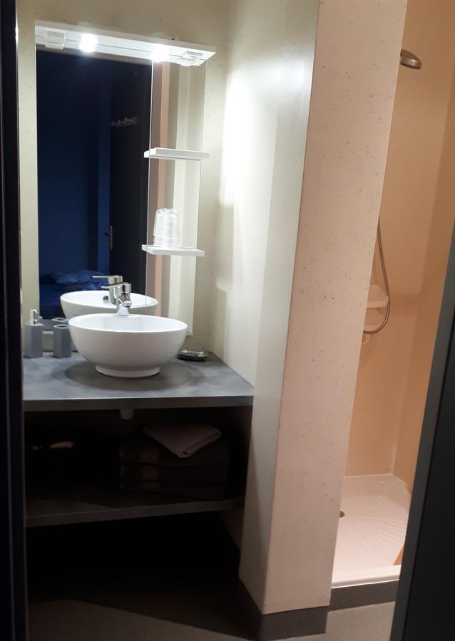 Bed and Breakfast Le Grand Val Lavastrie Экстерьер фото