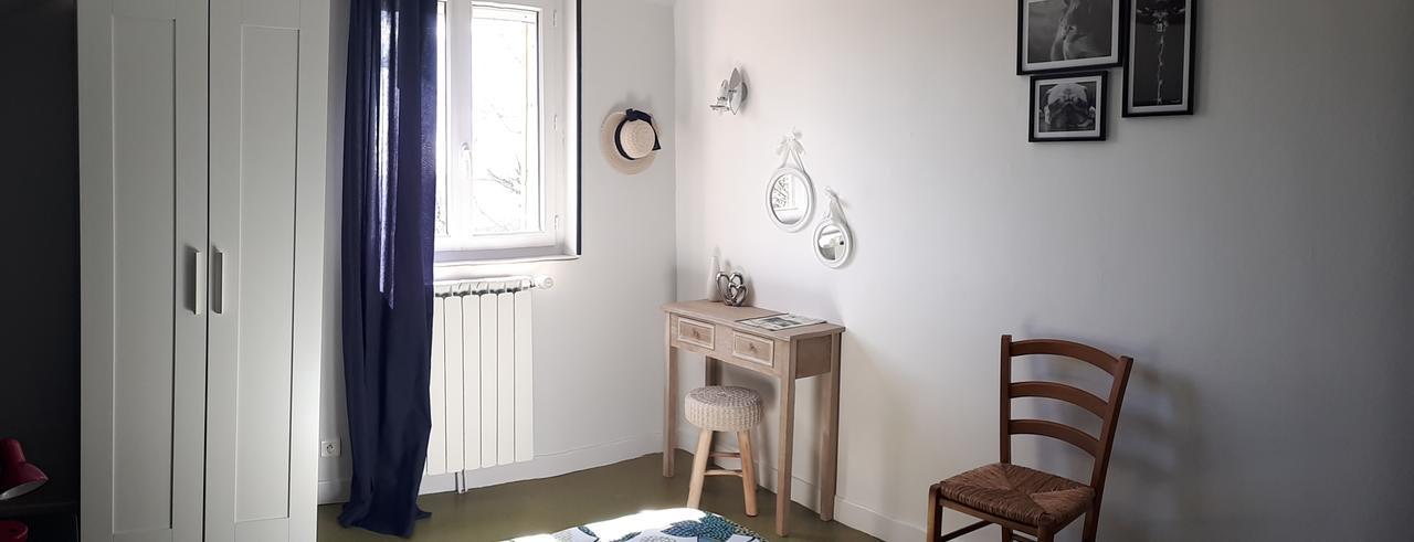 Bed and Breakfast Le Grand Val Lavastrie Экстерьер фото