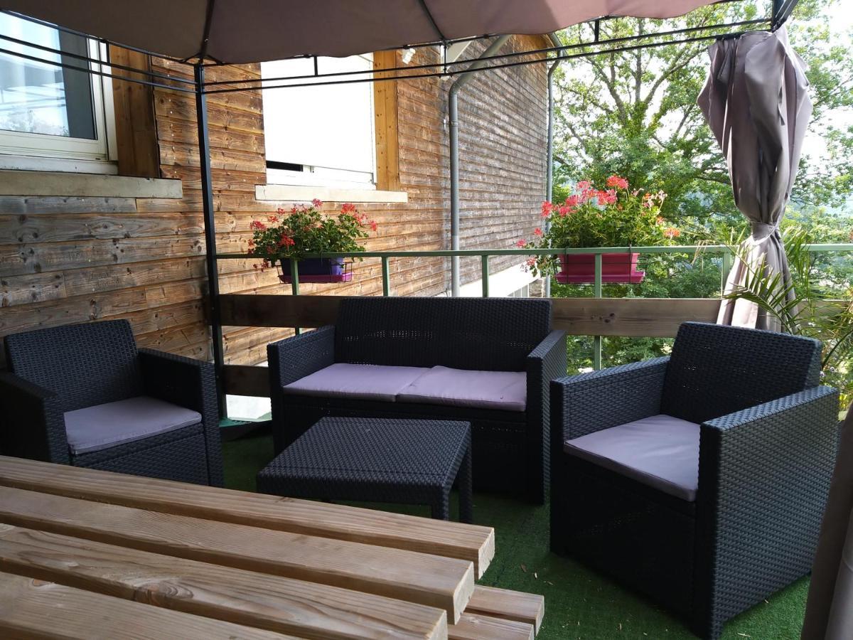 Bed and Breakfast Le Grand Val Lavastrie Экстерьер фото